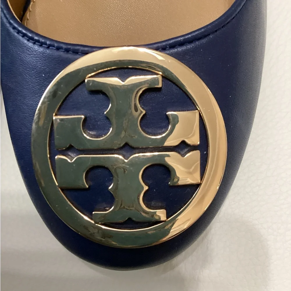 Tory Burch Navy Blue Logo Block Heel Pumps Size 6 - Picture 4 of 7